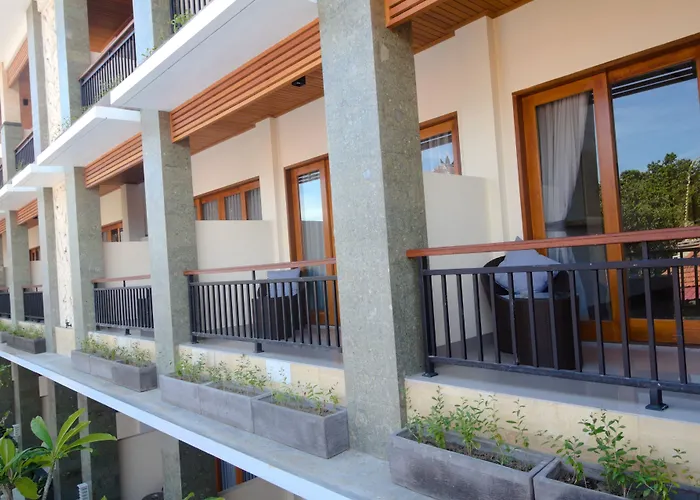 Hotel D Sarian 3*