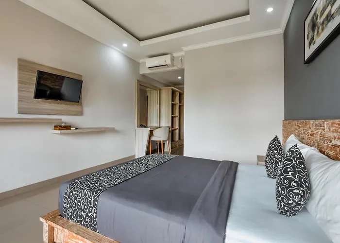 D Sarian Hotel