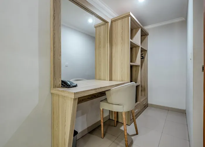 D Sarian Hotel